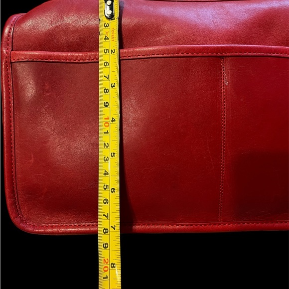 Coach Vintage NYC Red Companion Bag# 9300 Authenticated - Picture 5 of 12